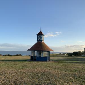 Frinton sheltered seat